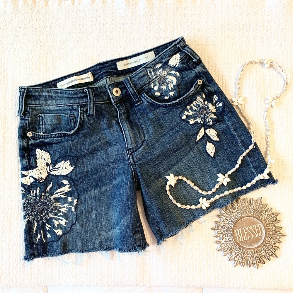 Pilcro & The Letterpress Slim Boyfriend Festival